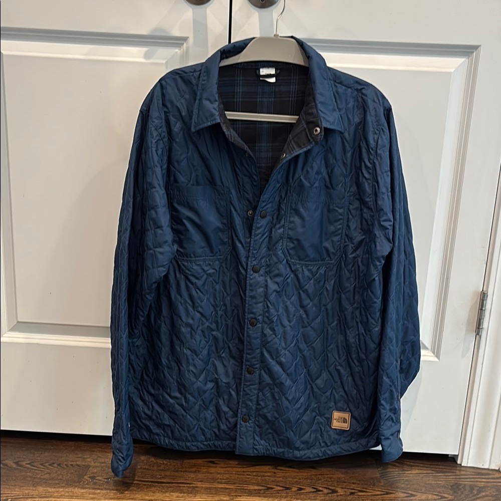 Men's North Face Reversible Blue Quilted and Flannel Jacket